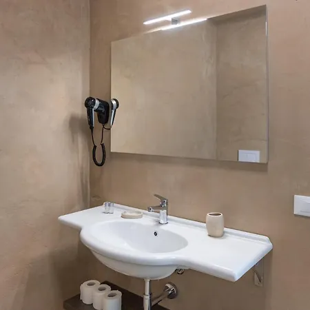 La Nuova Corte Guest house 2*